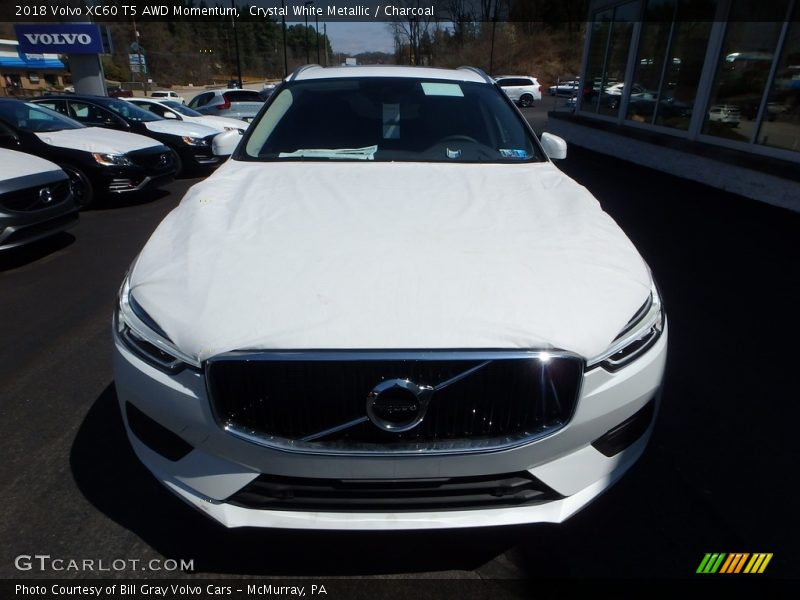 Crystal White Metallic / Charcoal 2018 Volvo XC60 T5 AWD Momentum