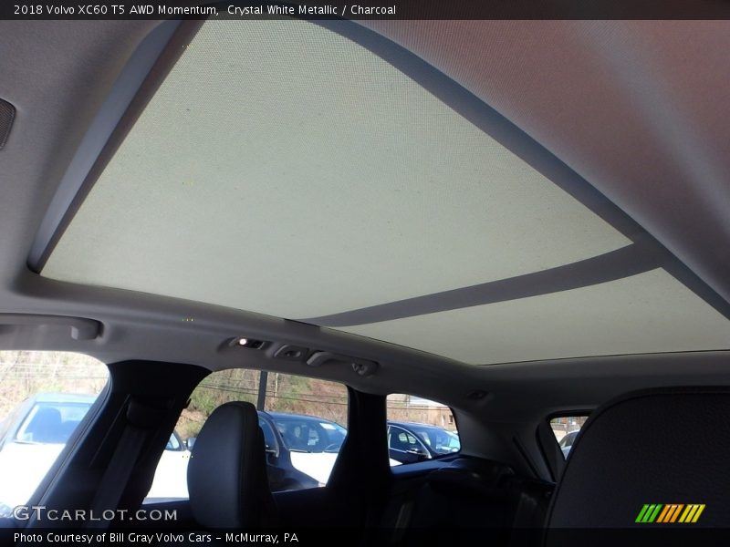 Crystal White Metallic / Charcoal 2018 Volvo XC60 T5 AWD Momentum