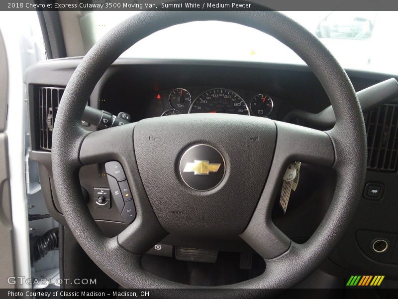 Summit White / Medium Pewter 2018 Chevrolet Express Cutaway 3500 Moving Van