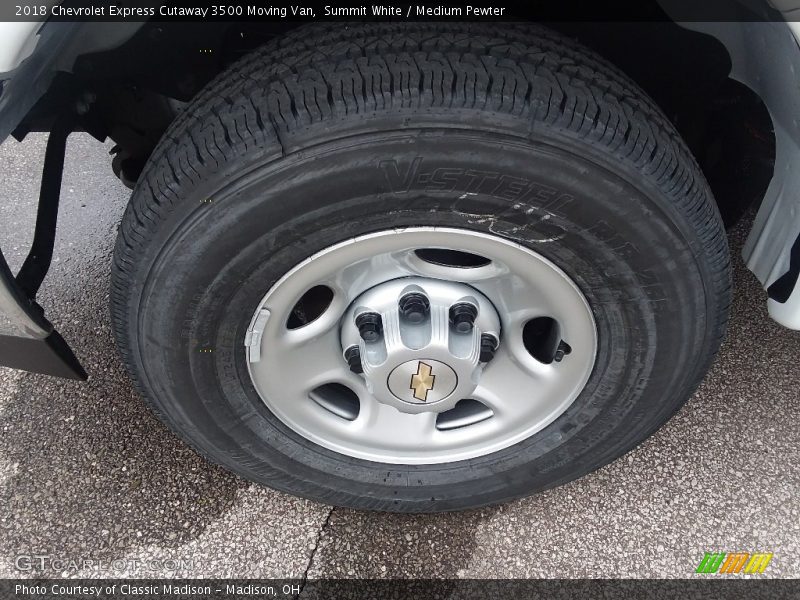 Summit White / Medium Pewter 2018 Chevrolet Express Cutaway 3500 Moving Van