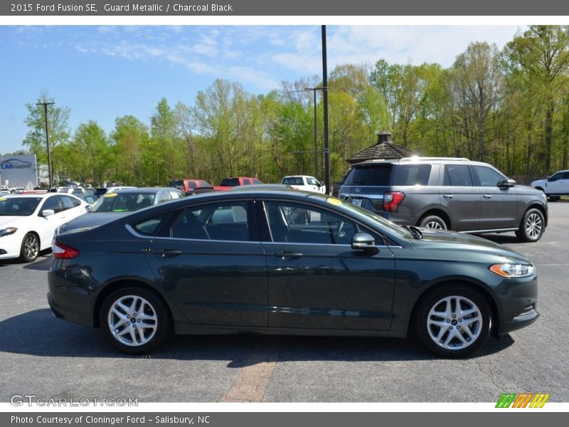 Guard Metallic / Charcoal Black 2015 Ford Fusion SE