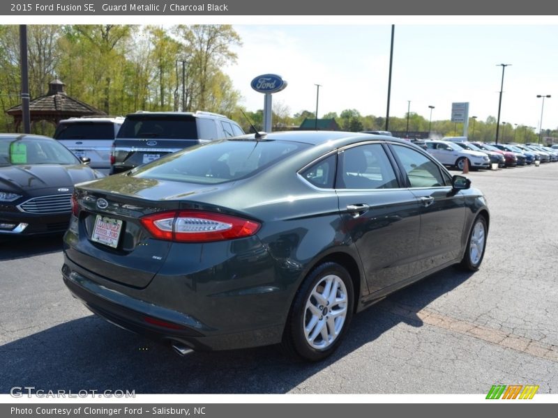 Guard Metallic / Charcoal Black 2015 Ford Fusion SE