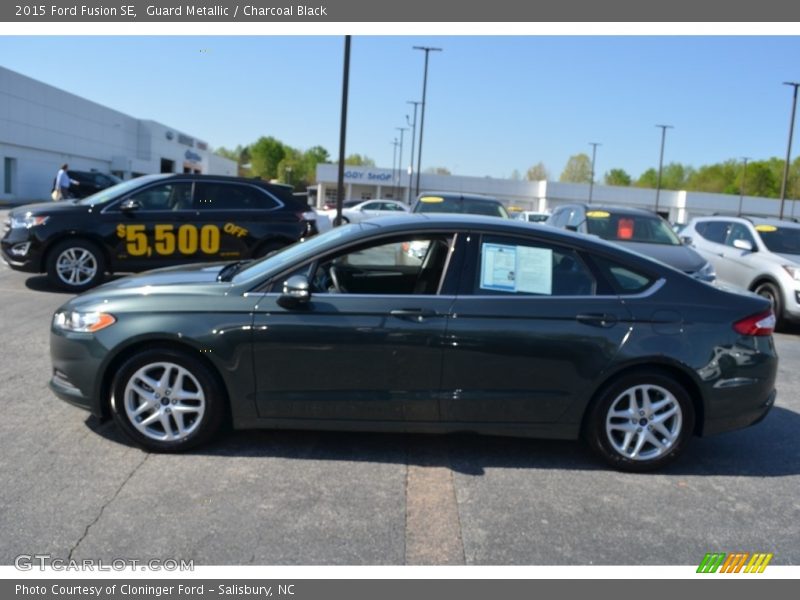 Guard Metallic / Charcoal Black 2015 Ford Fusion SE