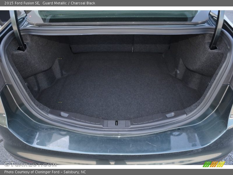 Guard Metallic / Charcoal Black 2015 Ford Fusion SE
