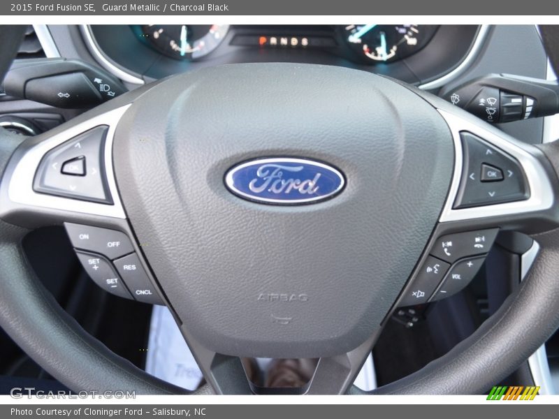 Guard Metallic / Charcoal Black 2015 Ford Fusion SE