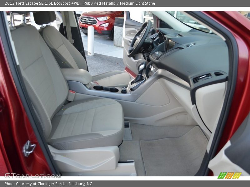 Ruby Red Metallic / Medium Light Stone 2013 Ford Escape SE 1.6L EcoBoost 4WD