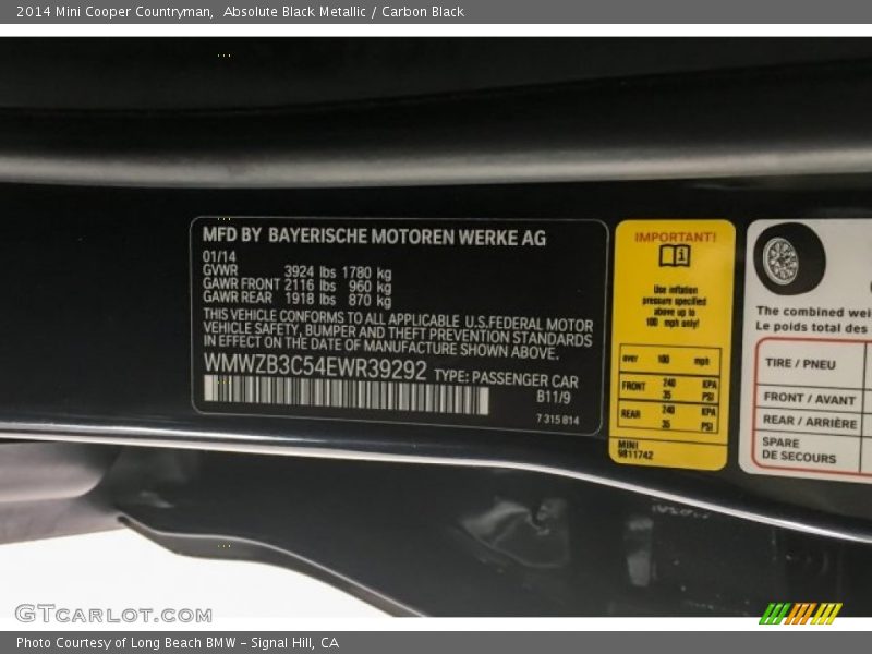 Absolute Black Metallic / Carbon Black 2014 Mini Cooper Countryman