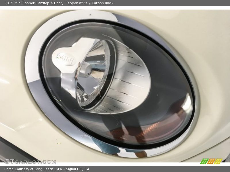 Pepper White / Carbon Black 2015 Mini Cooper Hardtop 4 Door