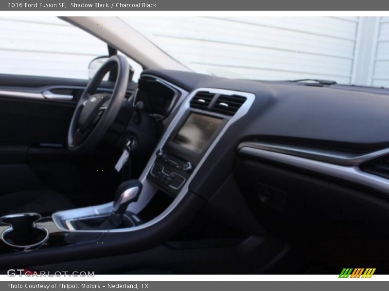 Shadow Black / Charcoal Black 2016 Ford Fusion SE