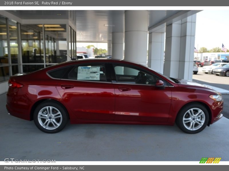 Ruby Red / Ebony 2018 Ford Fusion SE