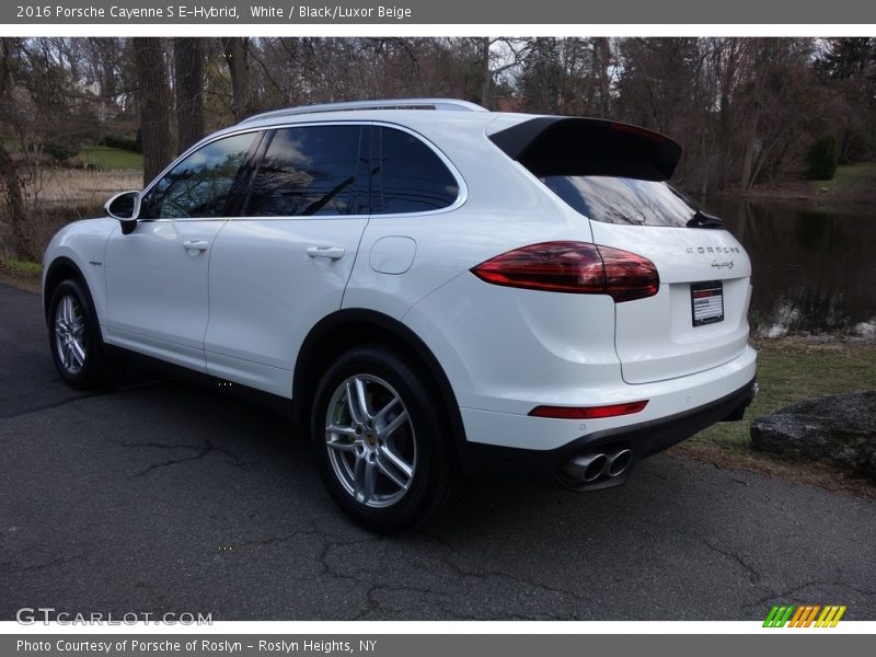 White / Black/Luxor Beige 2016 Porsche Cayenne S E-Hybrid