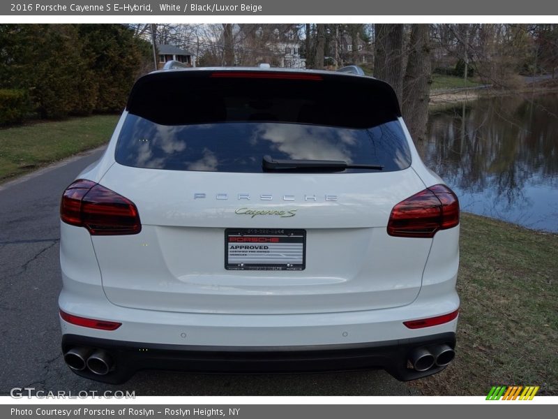 White / Black/Luxor Beige 2016 Porsche Cayenne S E-Hybrid