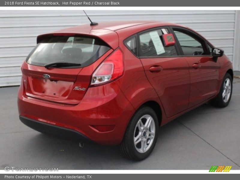 Hot Pepper Red / Charcoal Black 2018 Ford Fiesta SE Hatchback