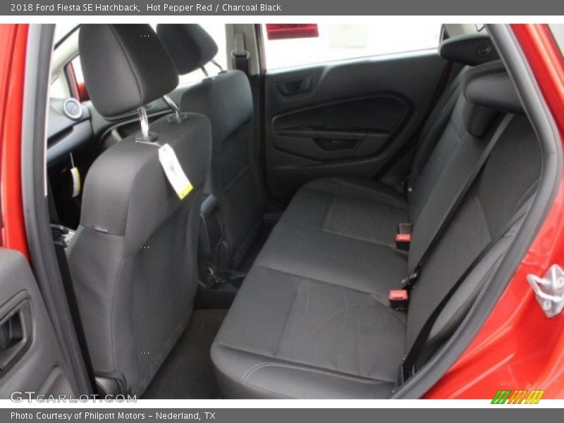 Hot Pepper Red / Charcoal Black 2018 Ford Fiesta SE Hatchback