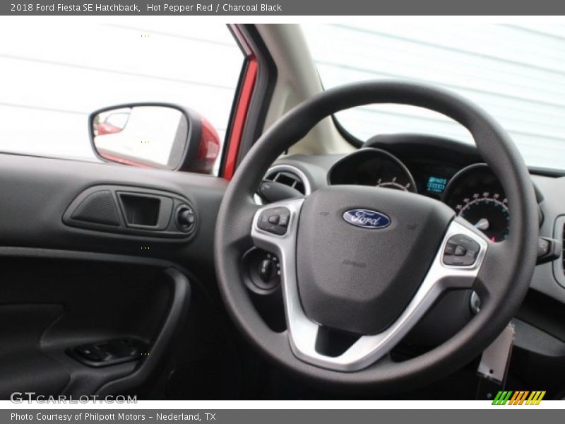 Hot Pepper Red / Charcoal Black 2018 Ford Fiesta SE Hatchback