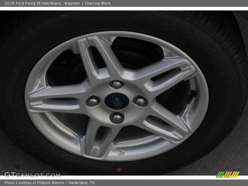 Magnetic / Charcoal Black 2018 Ford Fiesta SE Hatchback