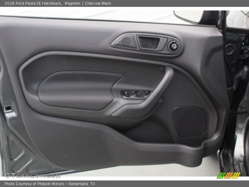 Magnetic / Charcoal Black 2018 Ford Fiesta SE Hatchback