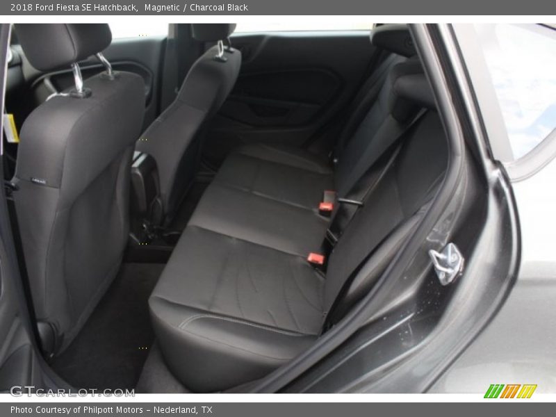 Magnetic / Charcoal Black 2018 Ford Fiesta SE Hatchback