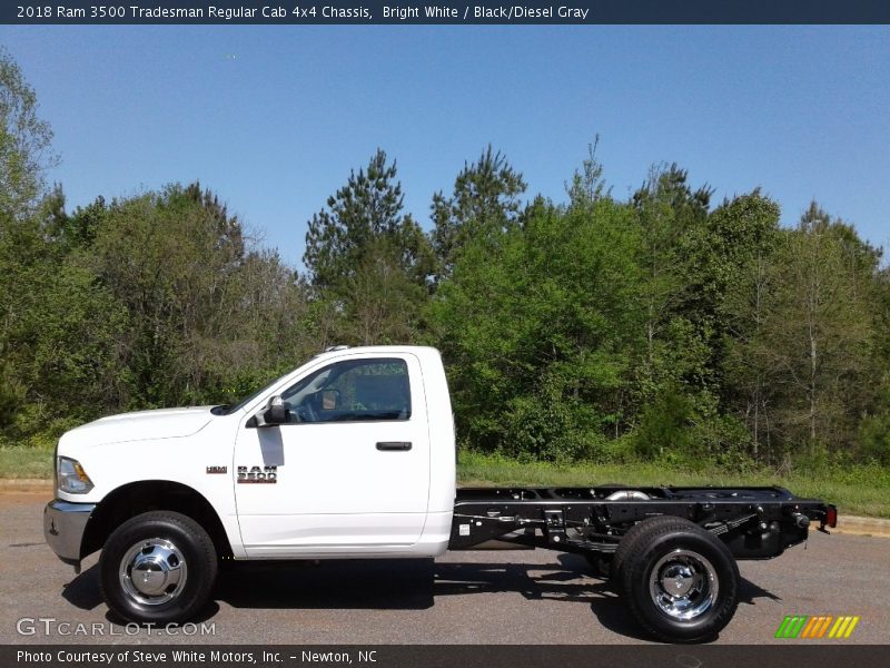 Bright White / Black/Diesel Gray 2018 Ram 3500 Tradesman Regular Cab 4x4 Chassis