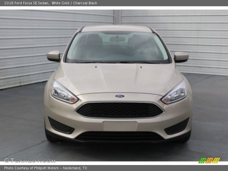 White Gold / Charcoal Black 2018 Ford Focus SE Sedan
