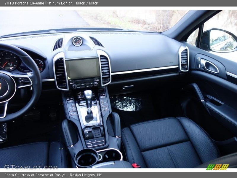 Dashboard of 2018 Cayenne Platinum Edition