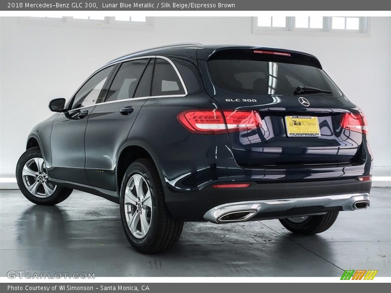 Lunar Blue Metallic / Silk Beige/Espresso Brown 2018 Mercedes-Benz GLC 300