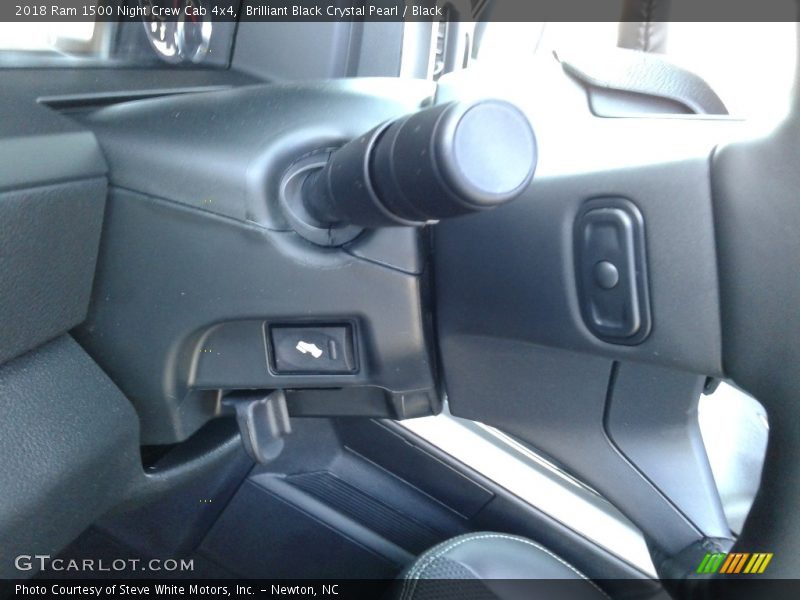 Brilliant Black Crystal Pearl / Black 2018 Ram 1500 Night Crew Cab 4x4