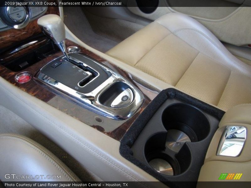 Pearlescent White / Ivory/Charcoal 2009 Jaguar XK XK8 Coupe