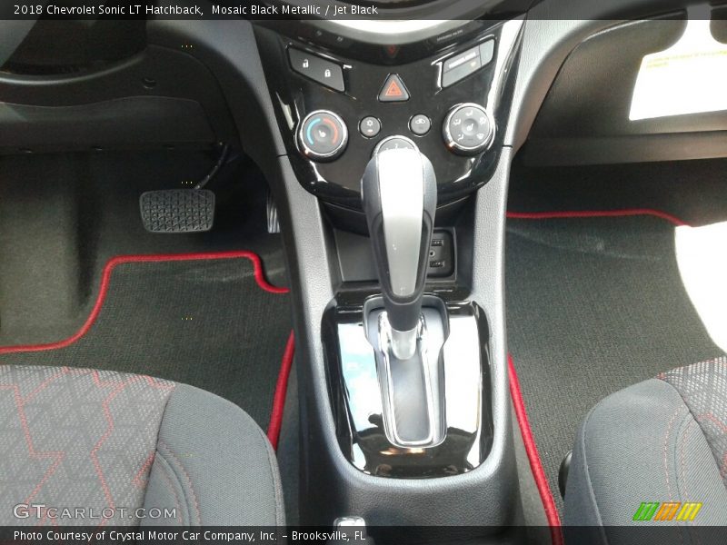 Mosaic Black Metallic / Jet Black 2018 Chevrolet Sonic LT Hatchback