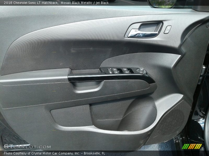 Mosaic Black Metallic / Jet Black 2018 Chevrolet Sonic LT Hatchback