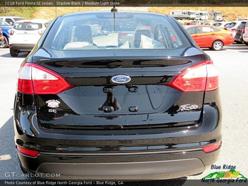 Shadow Black / Medium Light Stone 2018 Ford Fiesta SE Sedan