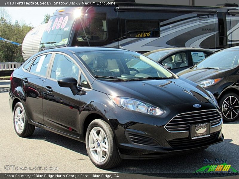 Shadow Black / Medium Light Stone 2018 Ford Fiesta SE Sedan