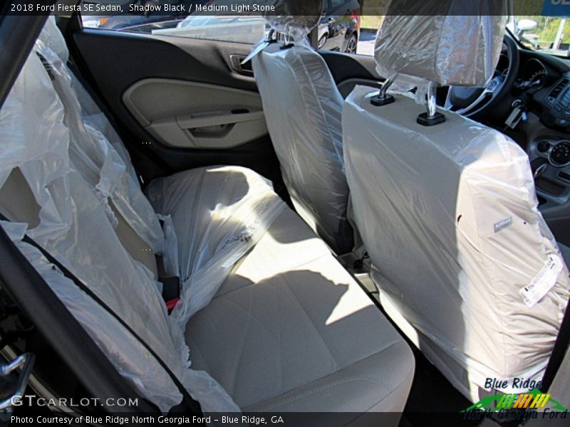 Shadow Black / Medium Light Stone 2018 Ford Fiesta SE Sedan