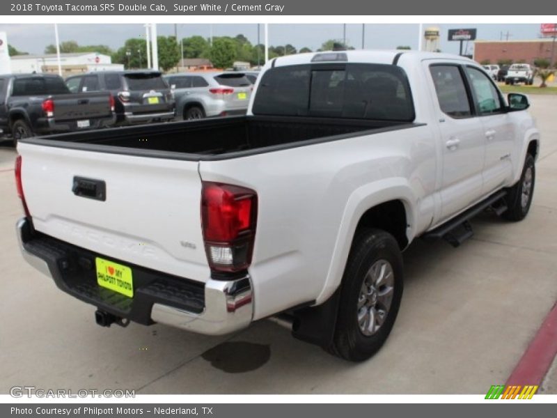 Super White / Cement Gray 2018 Toyota Tacoma SR5 Double Cab