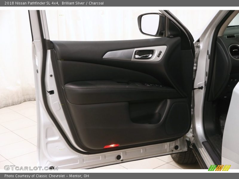 Door Panel of 2018 Pathfinder SL 4x4