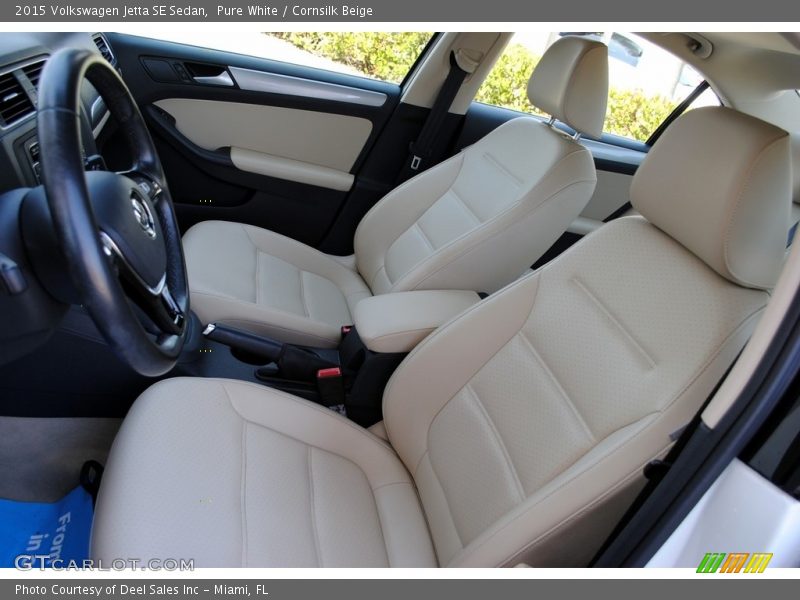 Pure White / Cornsilk Beige 2015 Volkswagen Jetta SE Sedan