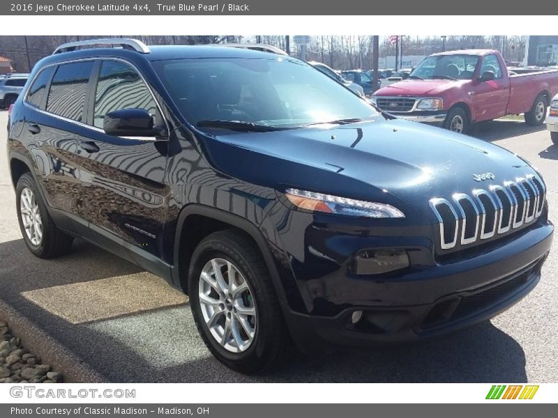 True Blue Pearl / Black 2016 Jeep Cherokee Latitude 4x4