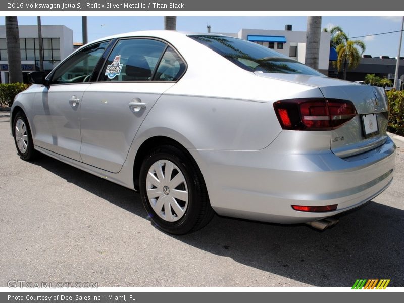 Reflex Silver Metallic / Titan Black 2016 Volkswagen Jetta S