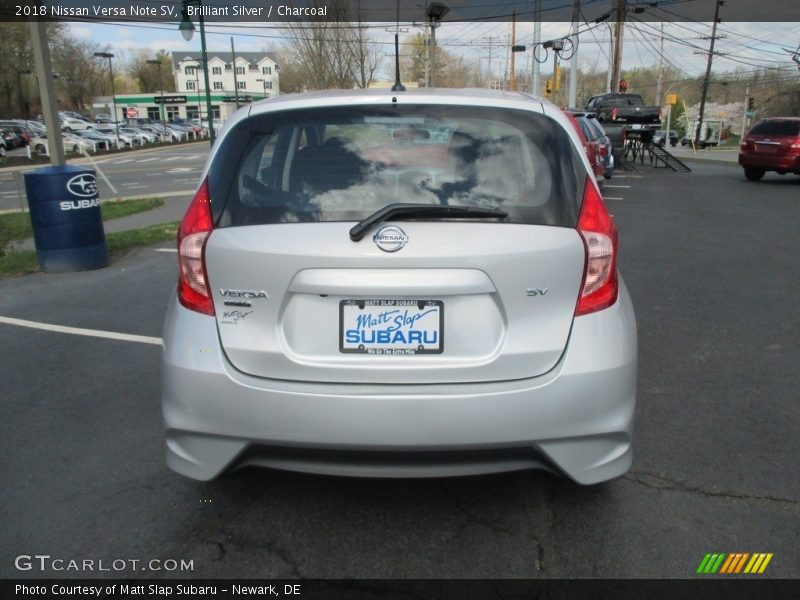Brilliant Silver / Charcoal 2018 Nissan Versa Note SV