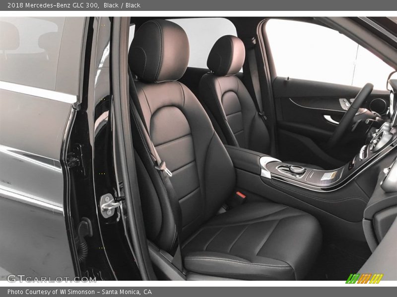 Black / Black 2018 Mercedes-Benz GLC 300