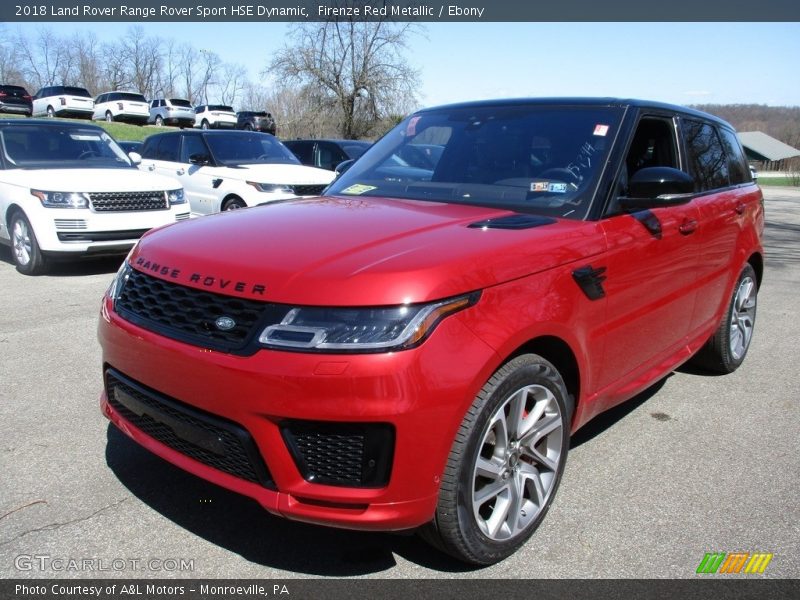 Front 3/4 View of 2018 Range Rover Sport HSE Dynamic