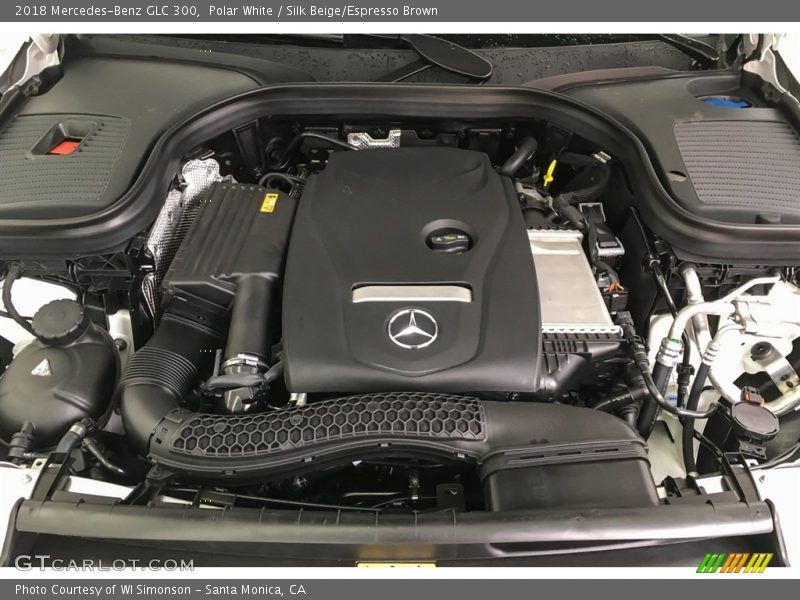 Polar White / Silk Beige/Espresso Brown 2018 Mercedes-Benz GLC 300