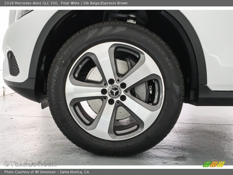 Polar White / Silk Beige/Espresso Brown 2018 Mercedes-Benz GLC 300