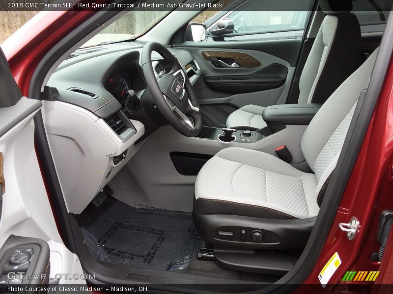 Red Quartz Tintcoat / Medium Ash Gray/­Jet Black 2018 GMC Terrain SLE