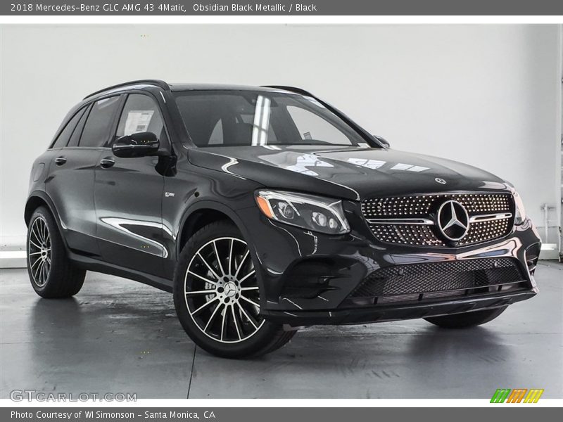 Front 3/4 View of 2018 GLC AMG 43 4Matic