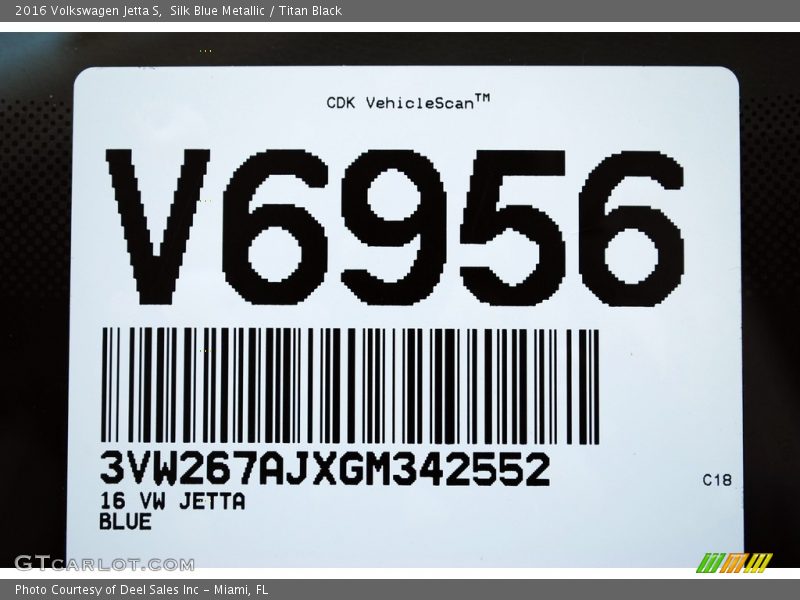 Silk Blue Metallic / Titan Black 2016 Volkswagen Jetta S
