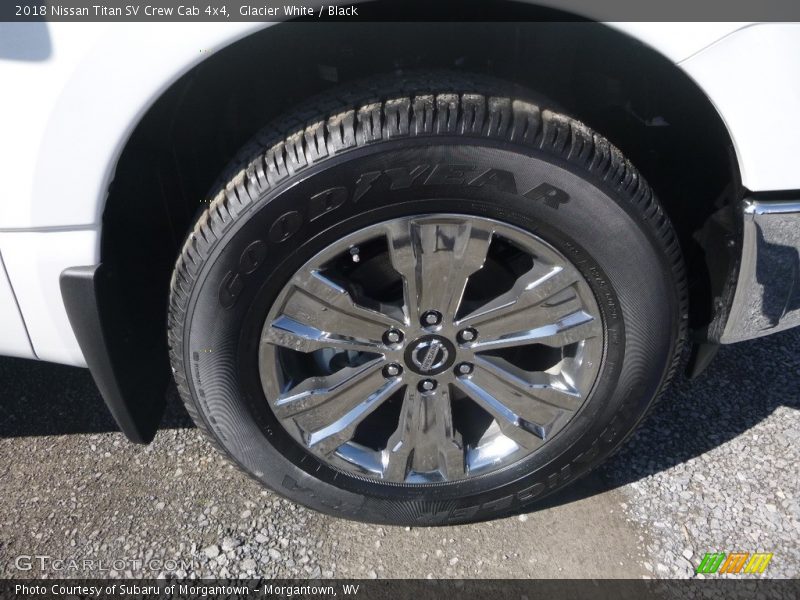 Glacier White / Black 2018 Nissan Titan SV Crew Cab 4x4