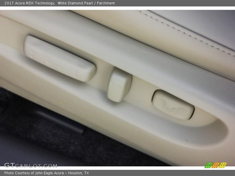 White Diamond Pearl / Parchment 2017 Acura MDX Technology