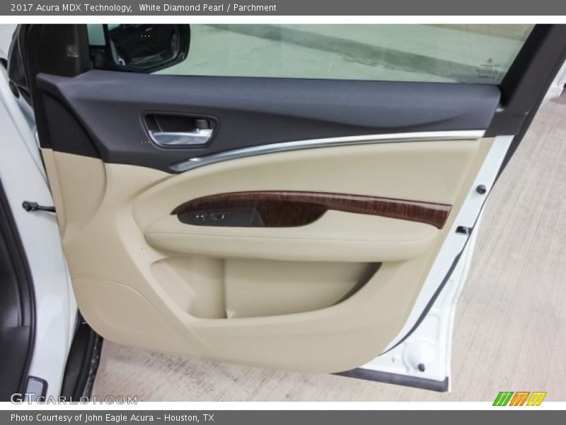 White Diamond Pearl / Parchment 2017 Acura MDX Technology