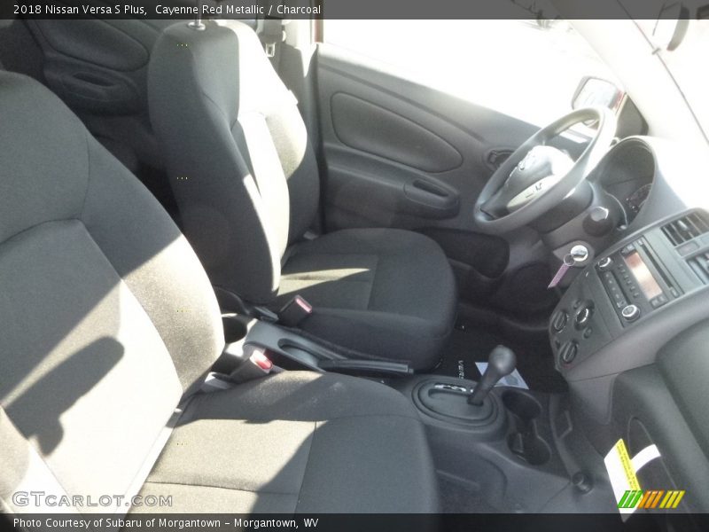 Cayenne Red Metallic / Charcoal 2018 Nissan Versa S Plus